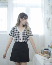 將圖片載入圖庫檢視器 清新可愛【Two ways格仔心心針織上衣】
