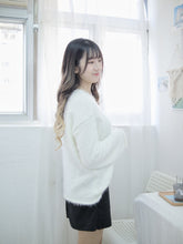 將圖片載入圖庫檢視器 順滑舒適【柔軟毛毛針織上衣】
