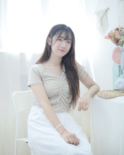 將圖片載入圖庫檢視器 可愛之選【抓胸短袖上衣】
