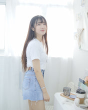將圖片載入圖庫檢視器 夏天必備【高質顯瘦牛仔短褲】￼
