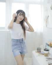 將圖片載入圖庫檢視器 夏天必備【高質顯瘦牛仔短褲】￼
